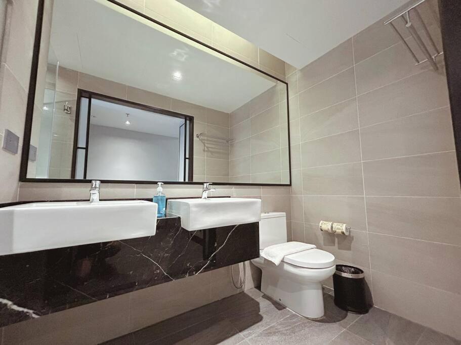 M101 Klcc Kl City King Suites By Livin Kuala Lumpur Exterior foto